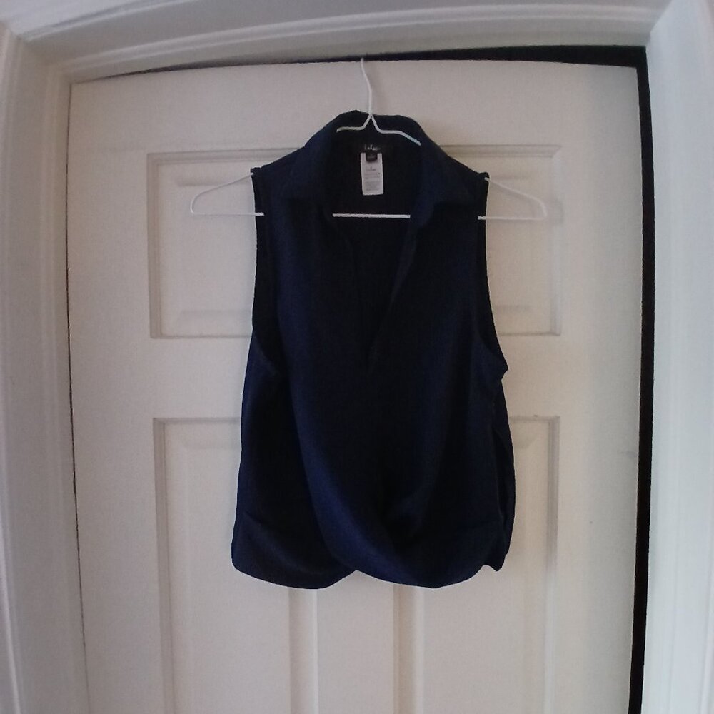Cropped Collared Navy Blue Blouse